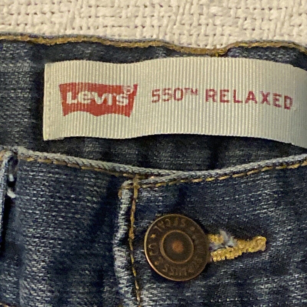 Levis Boys Size 8 Reg 550 24X22 Relaxed Fit Casual Blue Jeans 24 X 21 - Picture 2 of 16